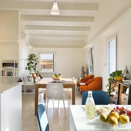 Centro Storico Via Ferret, Vista Mare Appartamento Alghero